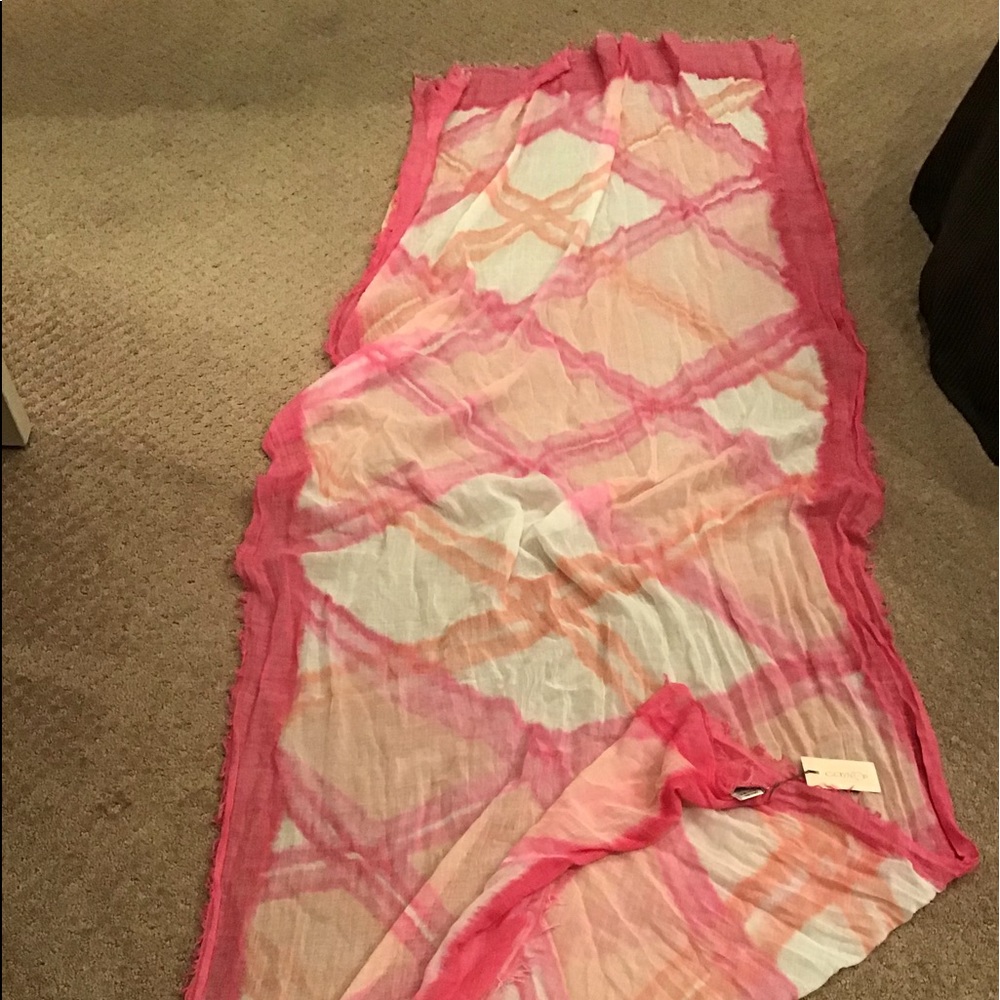 🌷GAYNOR SARONG NWT
